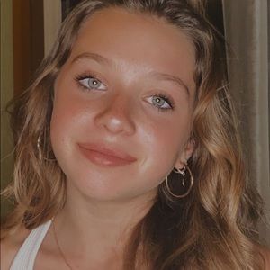 Meet your Posher, Althea